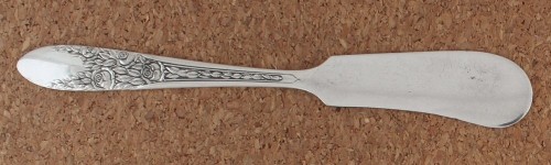 Rose and Leaf 1937 - Personal Butter Knife Flat Handle Paddle Blade