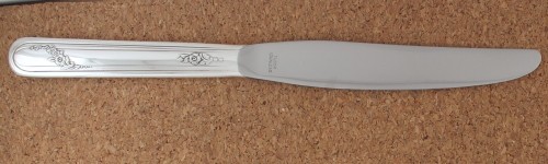 Queen Bess 1946 - Dinner Knife Solid Handle Modern Stainless Blade