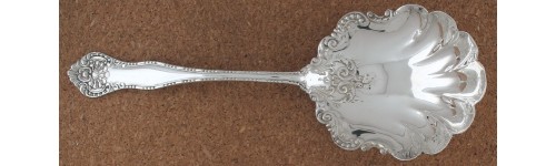 York 1900 - Berry or Casserole Spoon